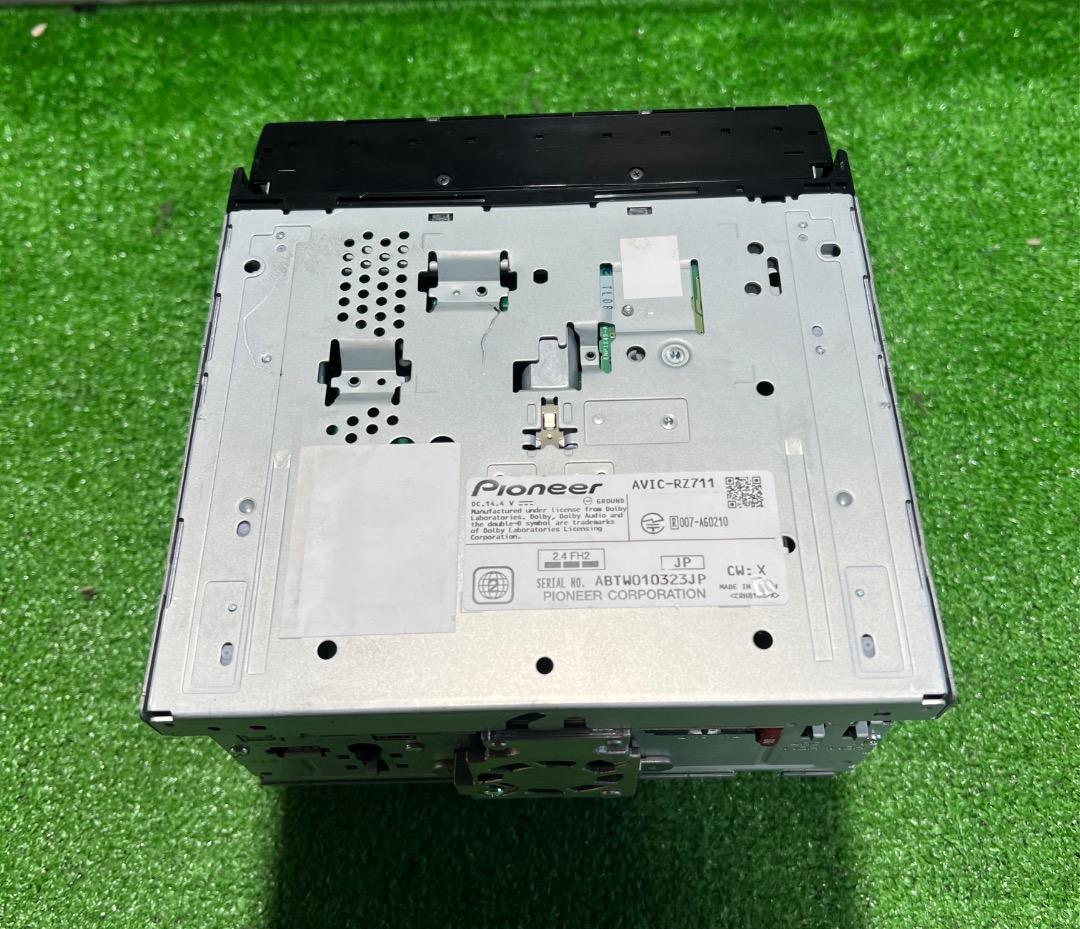 カロッツェリアカーナビ　楽ナビ　AVIC-RZ711 2020 フルセグメント