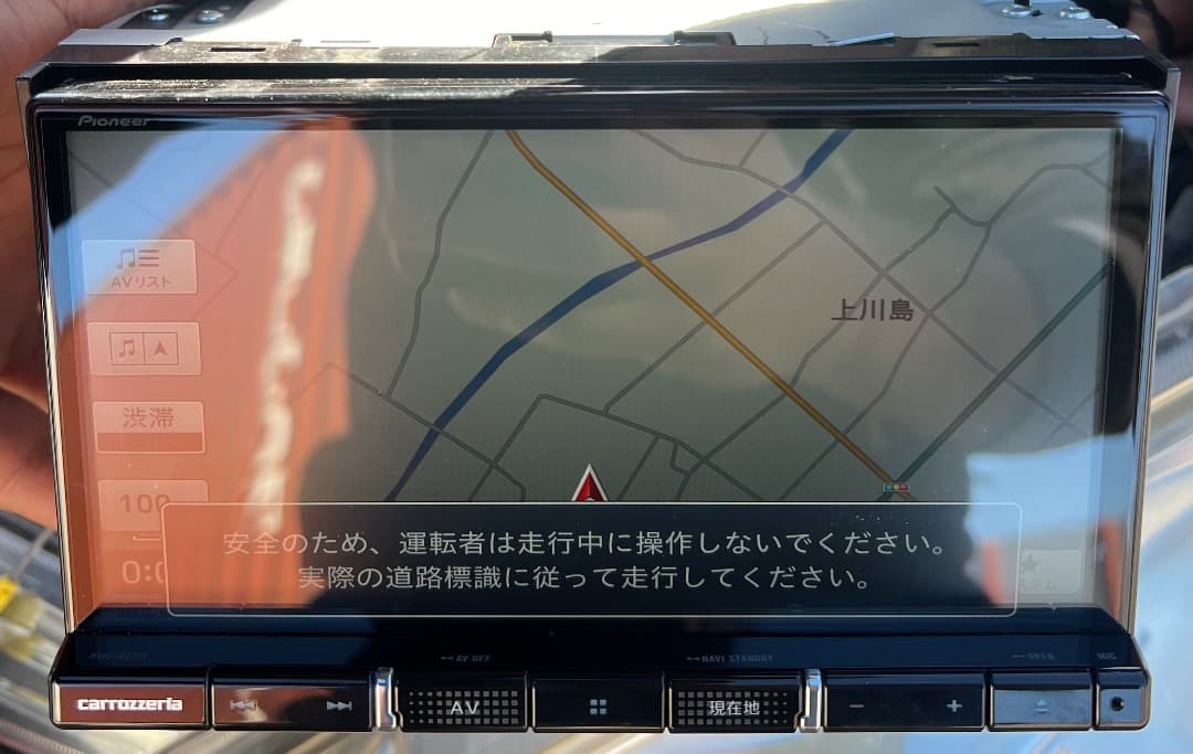 カロッツェリアカーナビ　楽ナビ　AVIC-RZ711 2020 フルセグメント