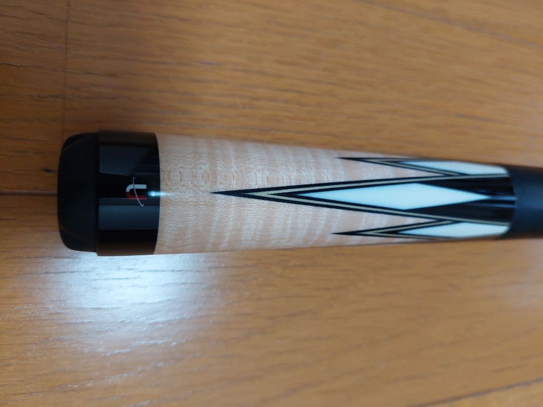 ビリヤードキュー 4本セット キャリーバッグ付き