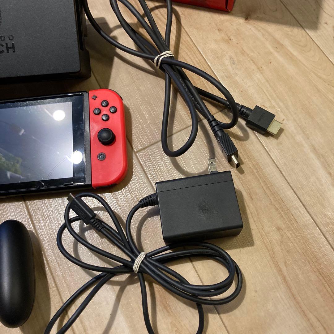 Nintendo Switch 赤/青 本体
