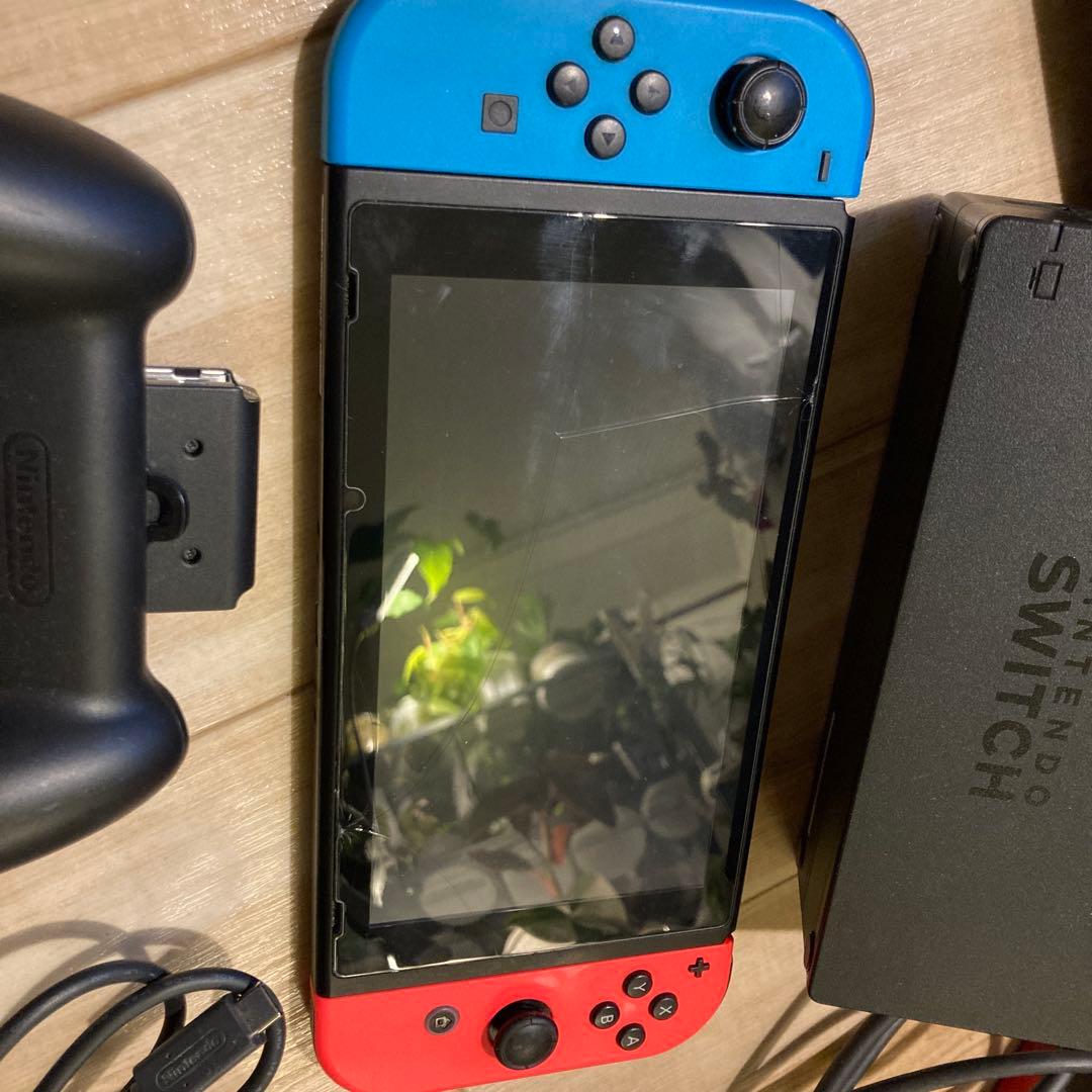 Nintendo Switch 赤/青 本体
