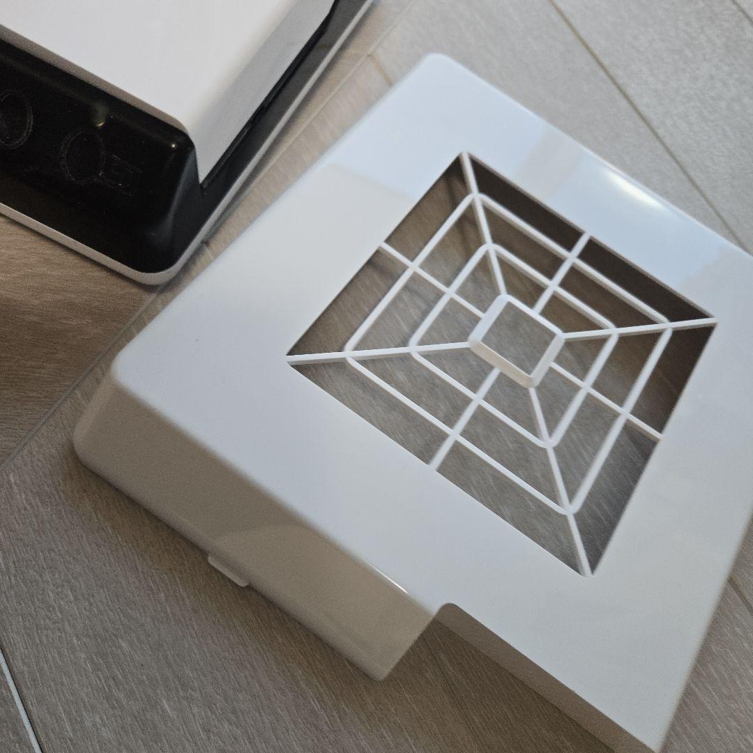 ネイル集塵機　ヴァンスーサー