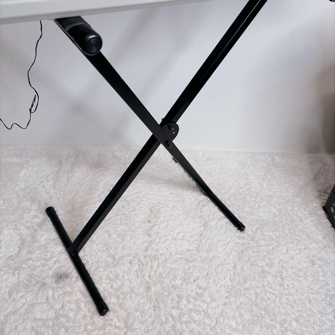 ヤマハ 電子キーボード 譜面台 スタンド付　キーボード 光る鍵盤 EZ-J15