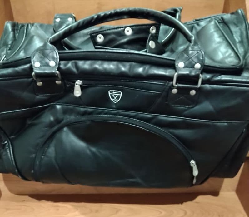 【激レア】ナイキゴルフ　バック　ダメージ感あり。