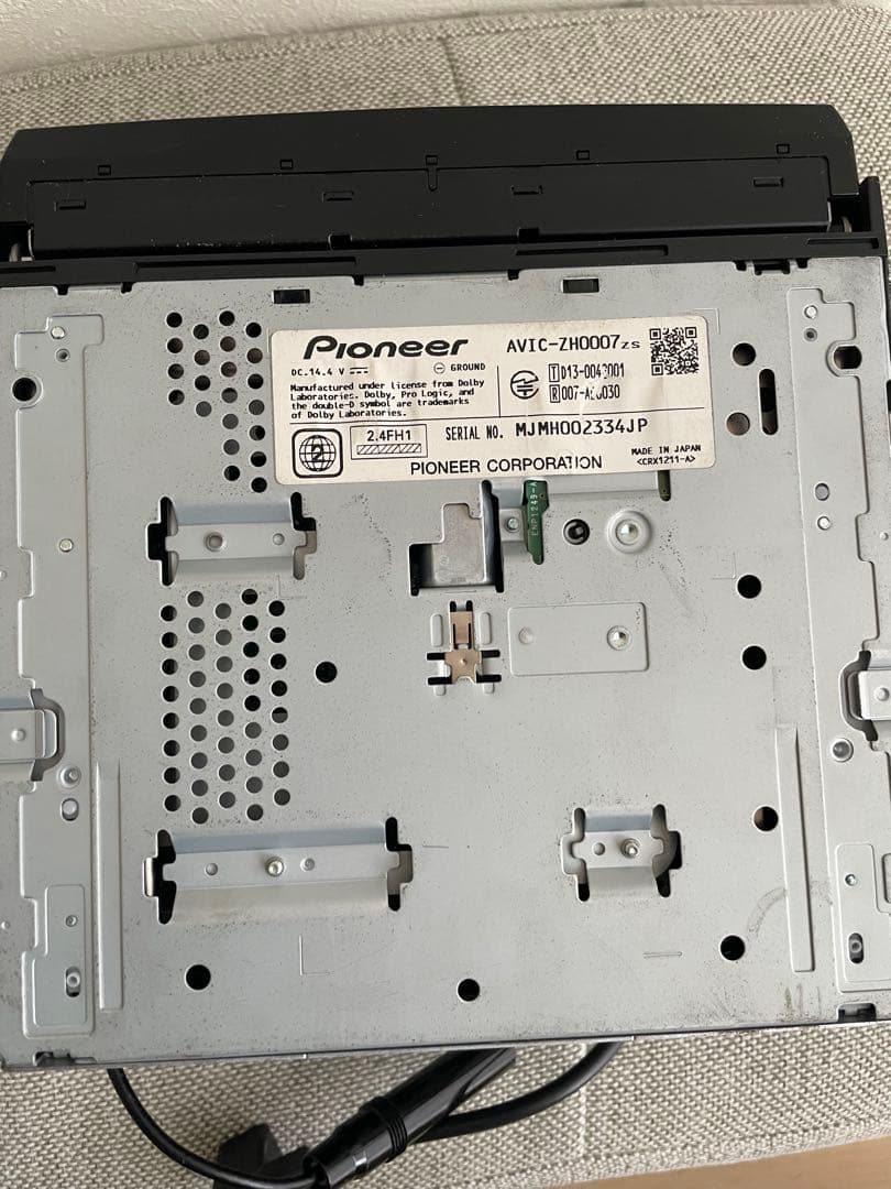 ジャンク品　カロッツェリア　AVIC-ZH0007