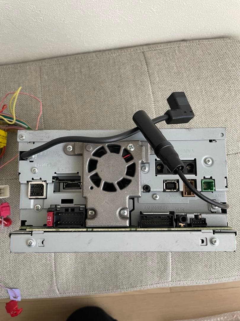 ジャンク品　カロッツェリア　AVIC-ZH0007