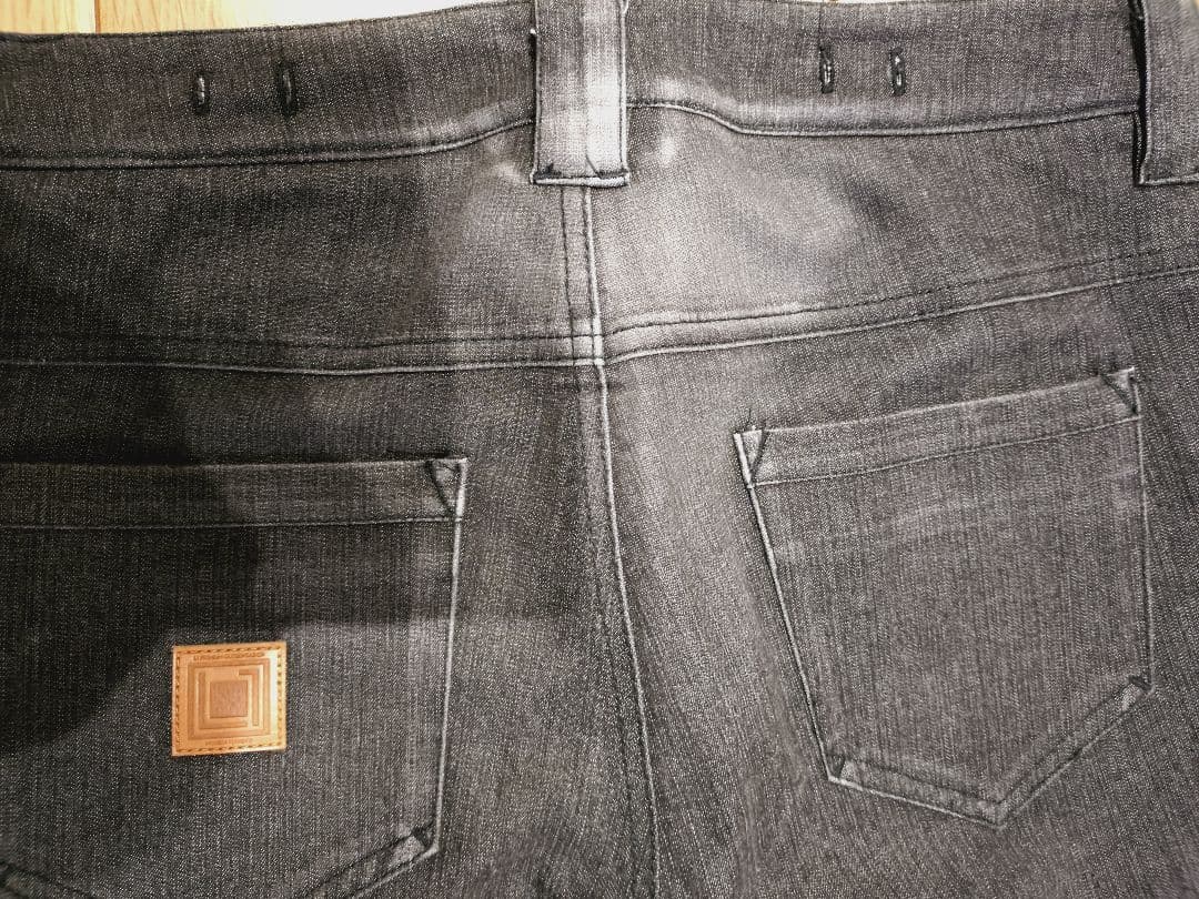 L1　スノーボードウェア　Sサイズ　W30