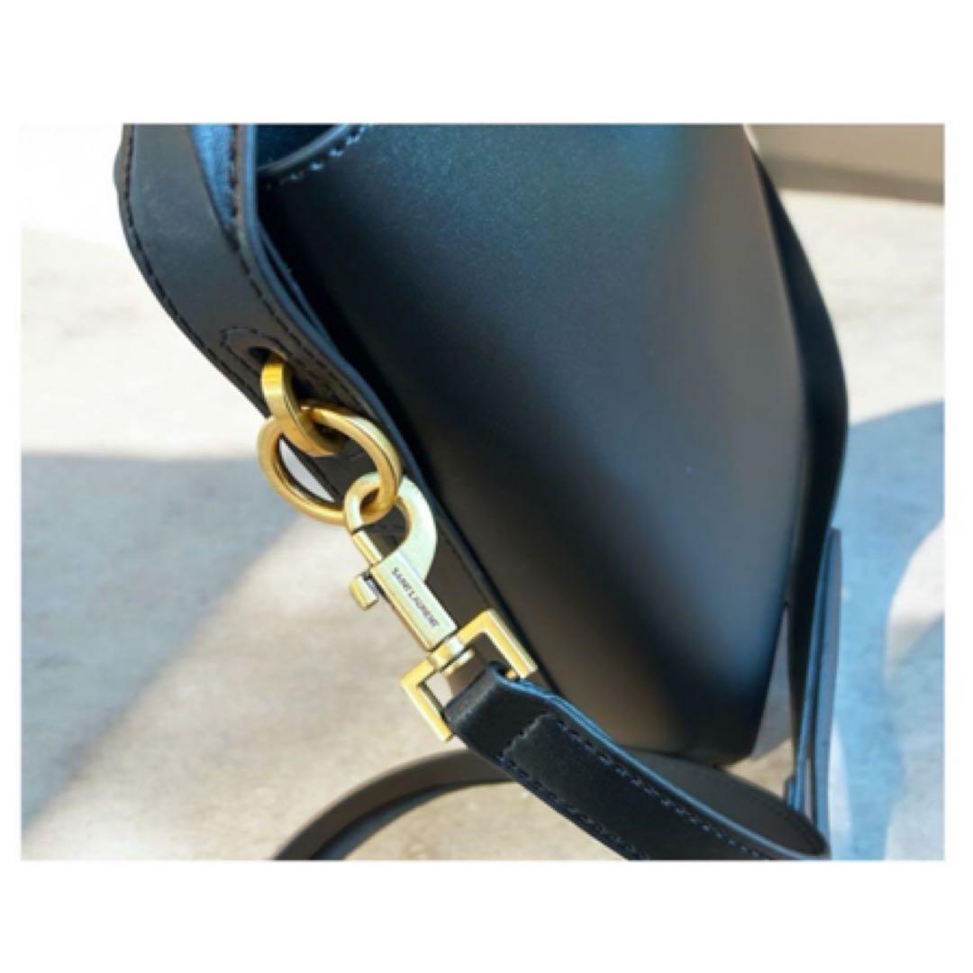 Yves Saint Laurent YSL ロゴ レザー トート バッグ