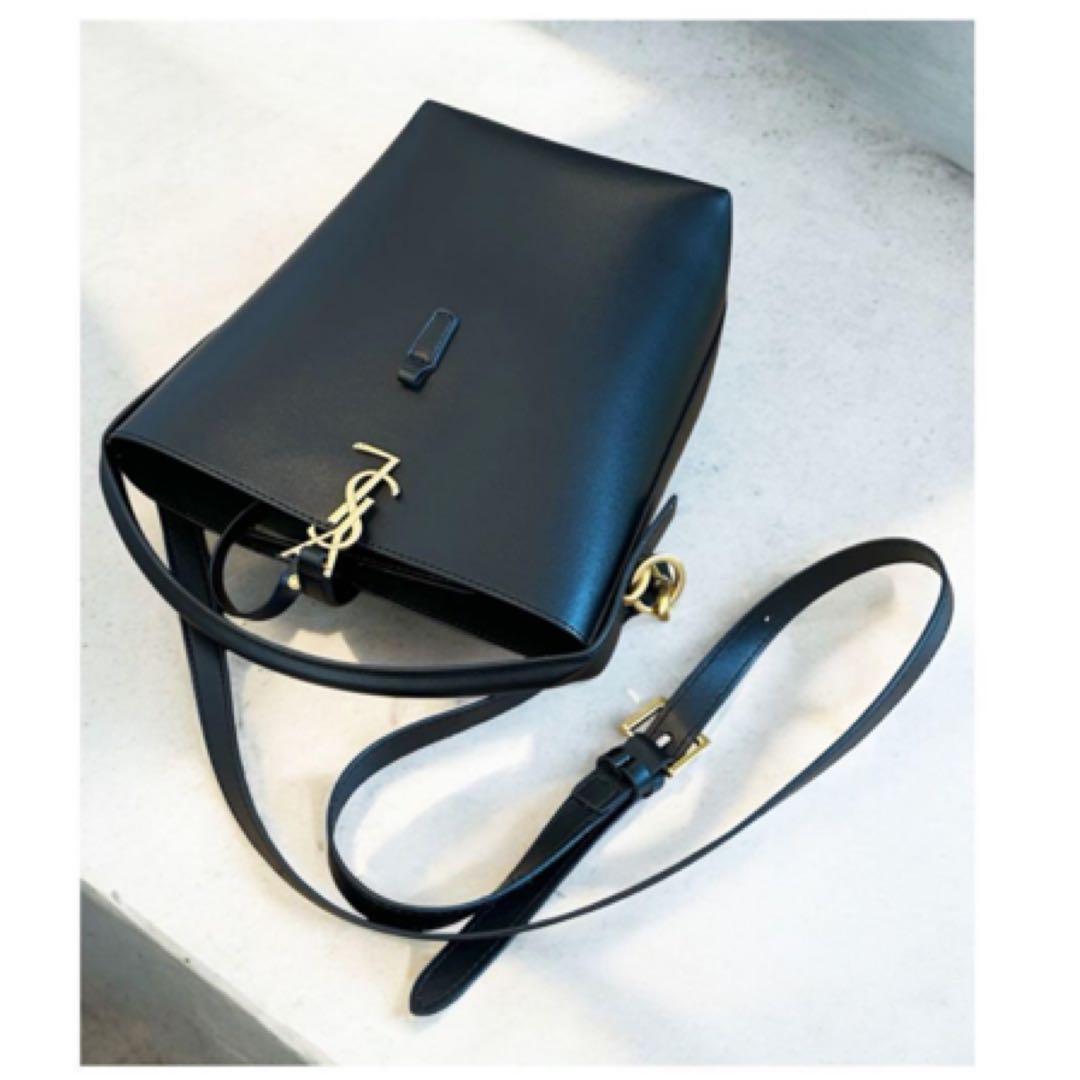 Yves Saint Laurent YSL ロゴ レザー トート バッグ