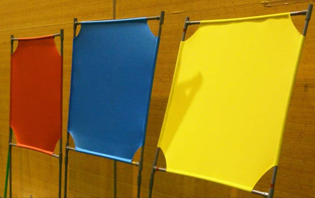 レモン色 BIGサイズ　 角度が変えられる壁打ち無音布(むおんふ