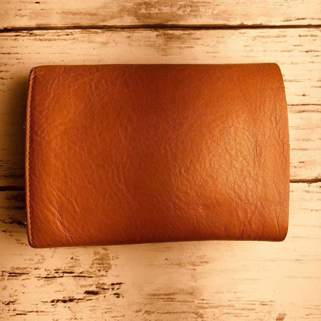 ちゃむさま専用【美品　高級感漂う美しい本革】二つ折り財布　バイソン刻印