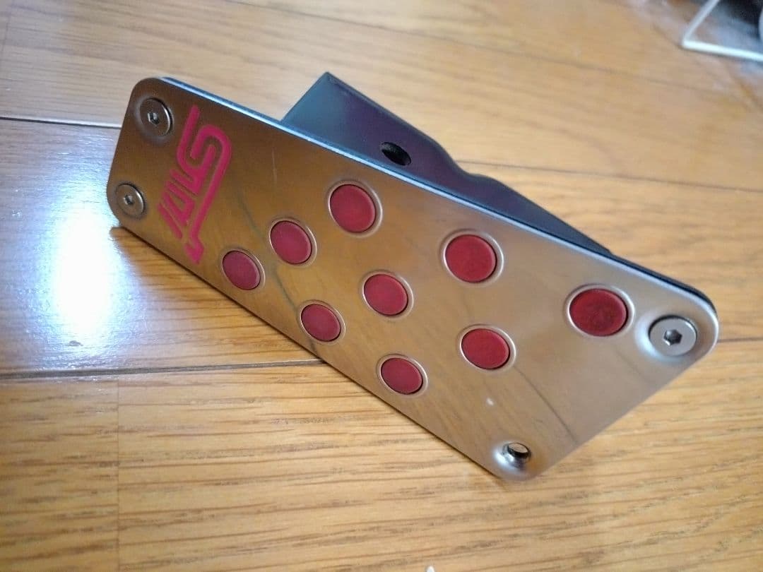 STI ペダルカバー