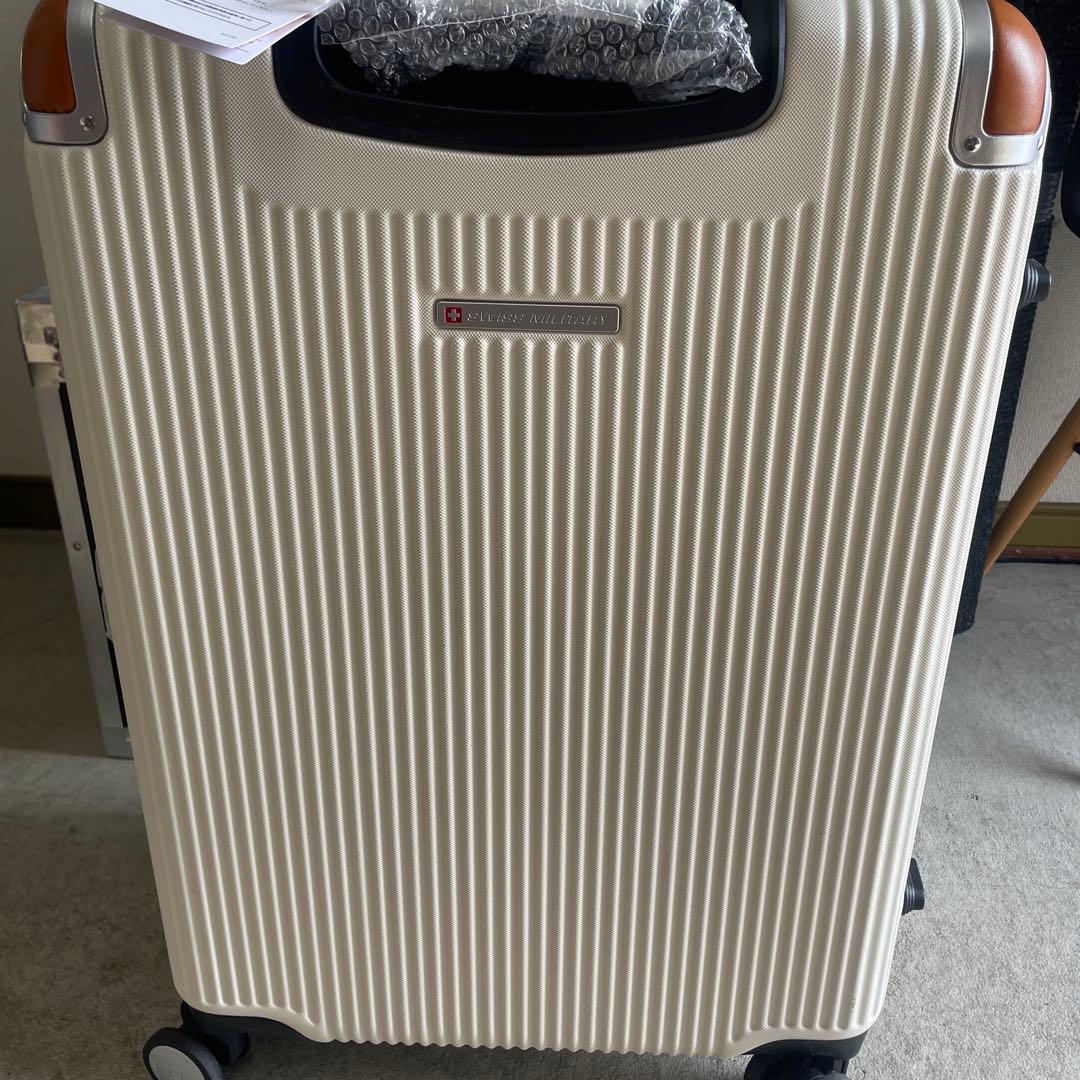 スイスミリタリー プレミアム Cタイプ 64L SM-C624 ホワイト