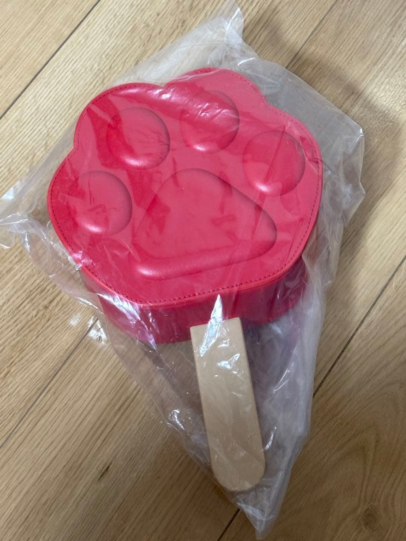 ニック・ワイルド　ショルダーバッグ　チャーム付き　アイスキャンディー　ディズニー