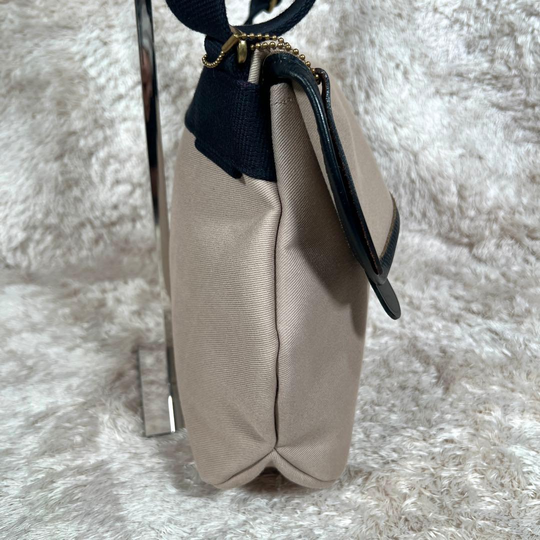 BRADY ブレディ AVON ショルダーバッグ エイボン アイボリー