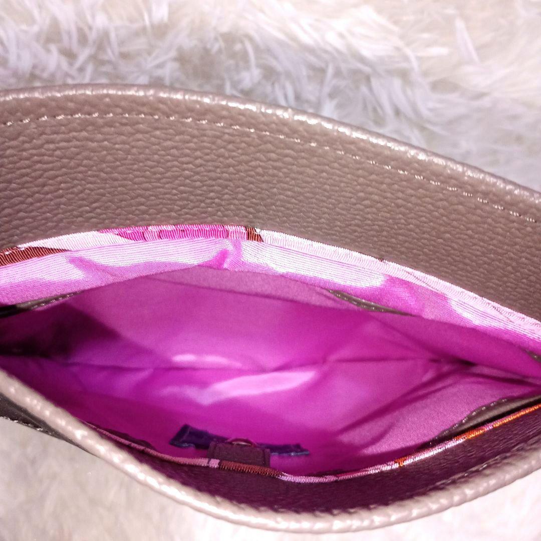 美品　ADMJ リモンタ ナイロン ニューショルダーバッグ　カモフラ