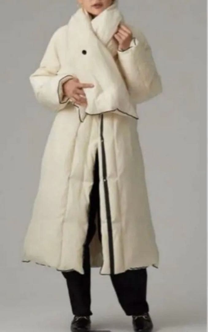 ☆HOUSE OF LOTUS ☆ストール付ダウンコート☆オフホワイト☆☆