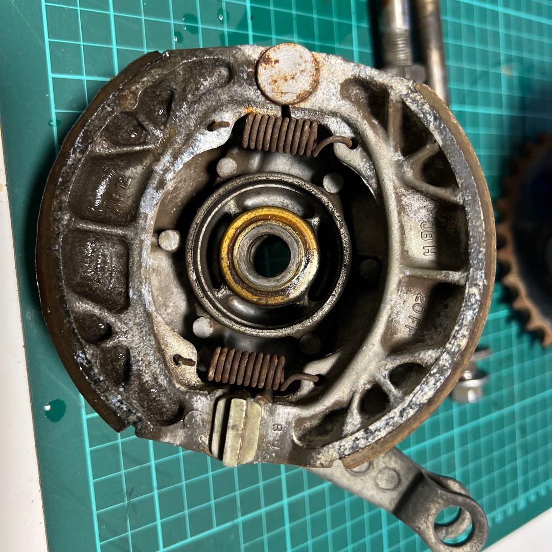 ホンダ　純正　モンキー前後　ハブ　ドラム　ブレーキ