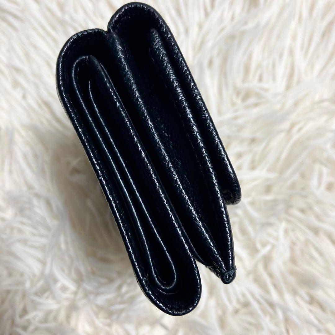 【美品】 ブルガリ 折り財布 ビーゼロワン ロゴクリップ IC内蔵