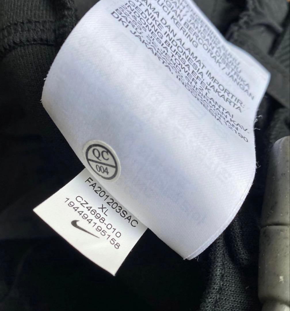 sacai × NIKE レイヤード ボンバージャケット セットアップ