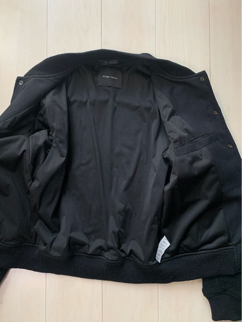 wings + horns ウイングスアンドホーンズ スタジャン S ブラック