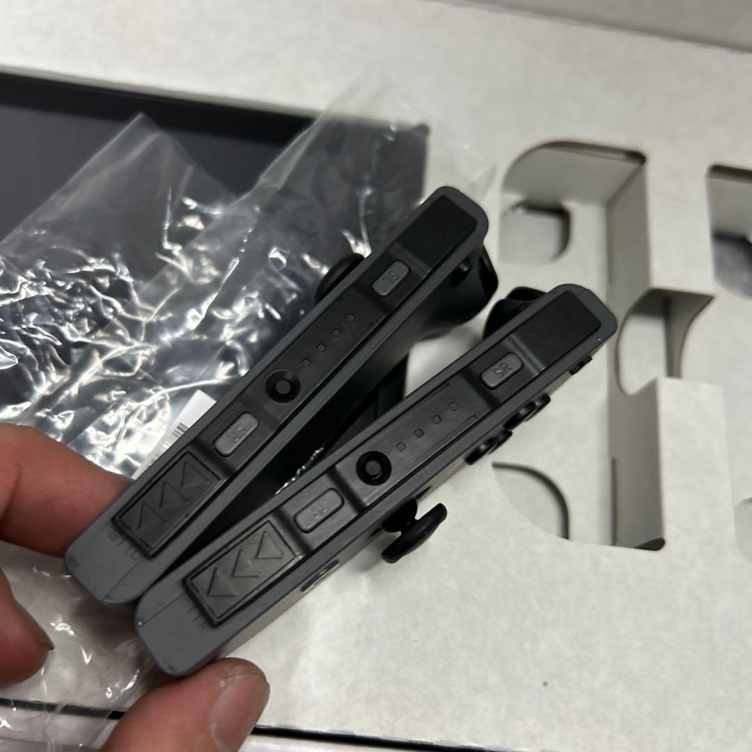 バッテリー強化版　付属品完備　Switch