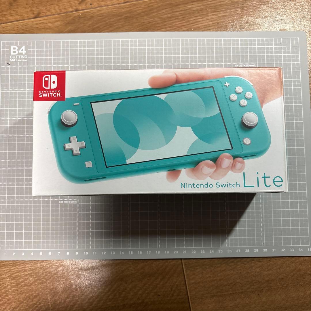 ニンテンドースイッチライト　ターコイズ　中古　動作確認済　初期化