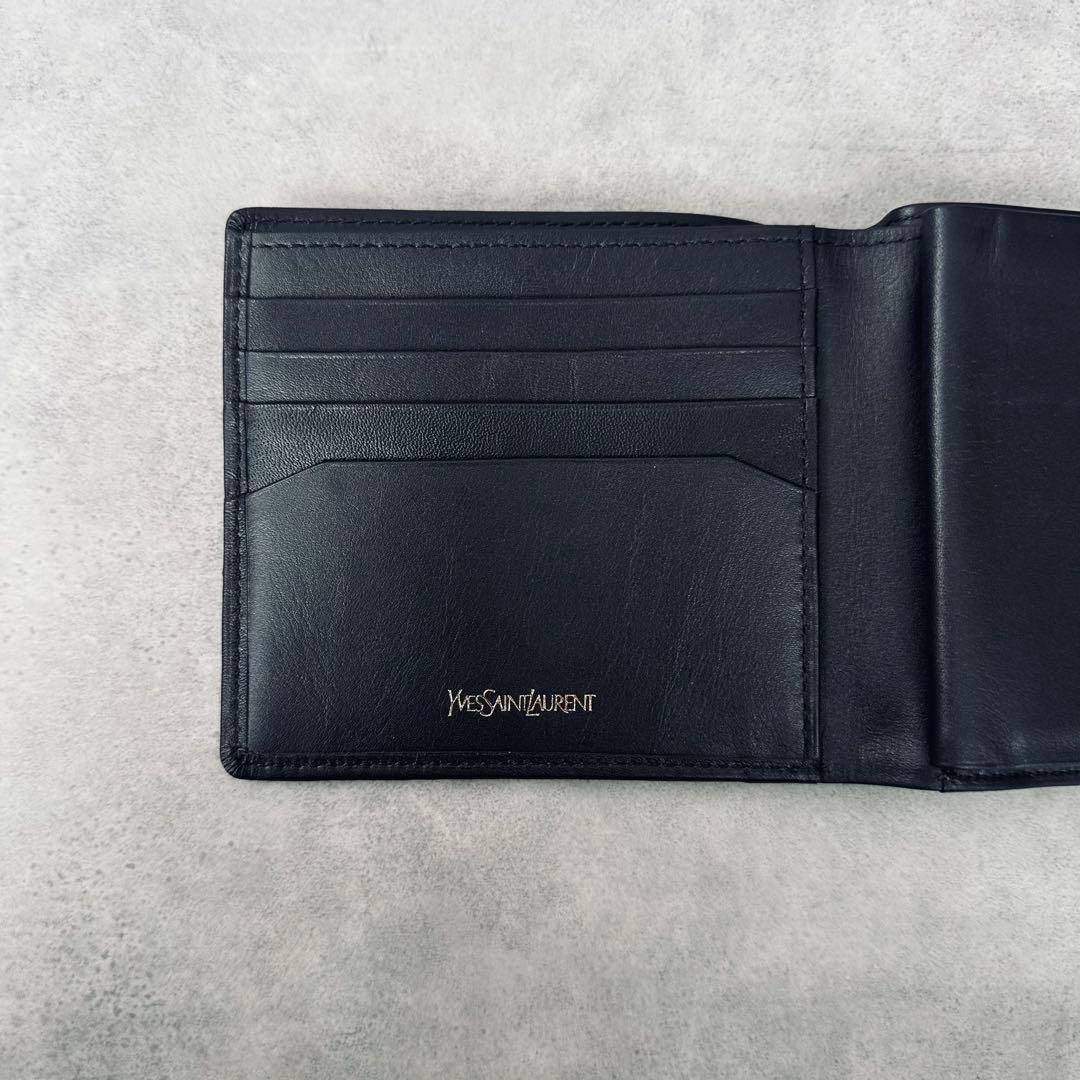 未使用訳あり✨Yves Saint Laurent YSLロゴ　二つ折り財布