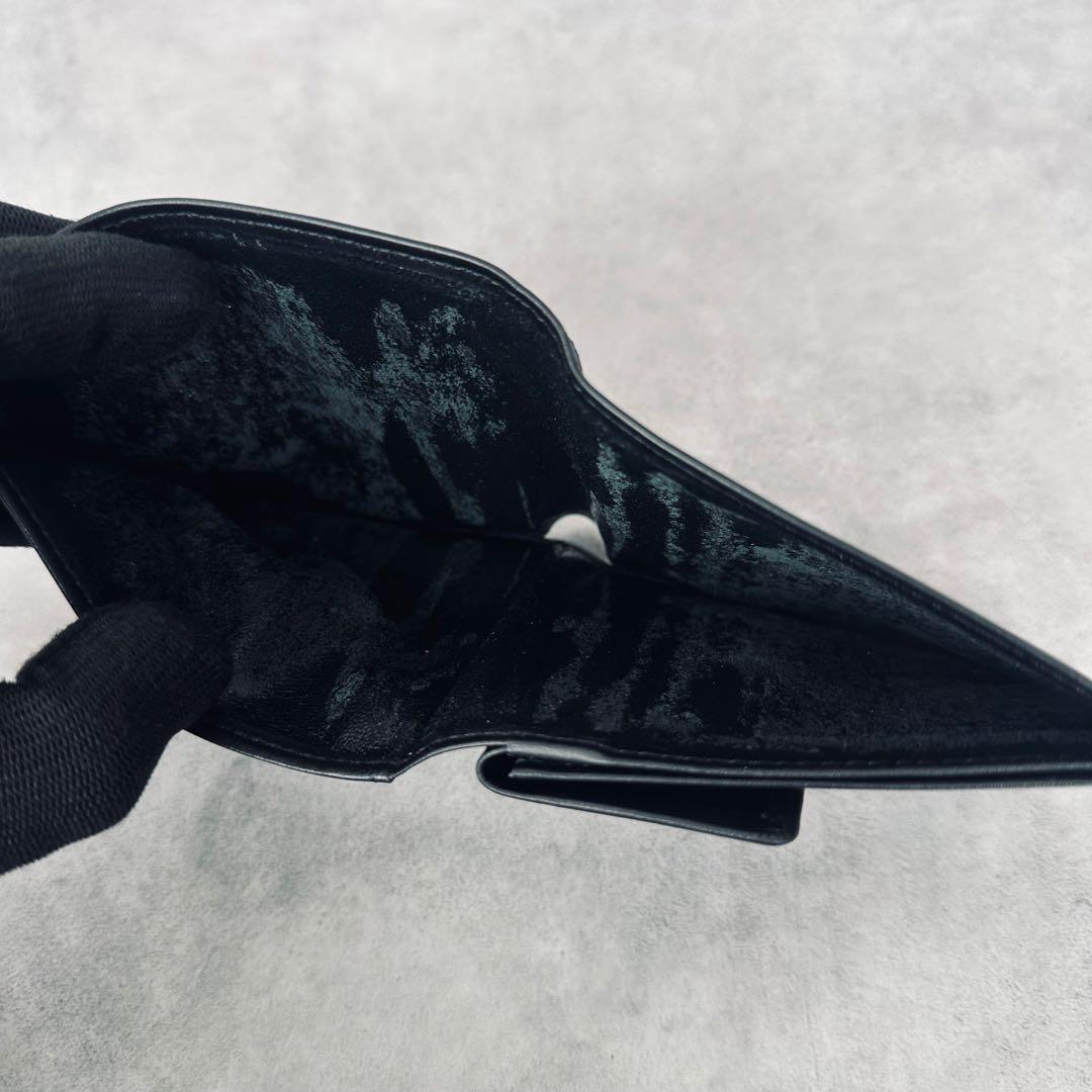 未使用訳あり✨Yves Saint Laurent YSLロゴ　二つ折り財布