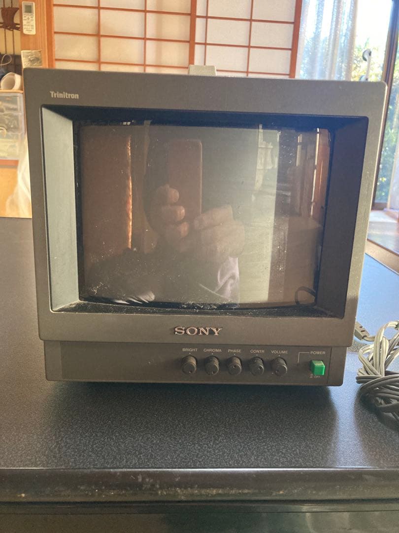 SONY Trinitron 業務用9インチモニター。　PVM-9040