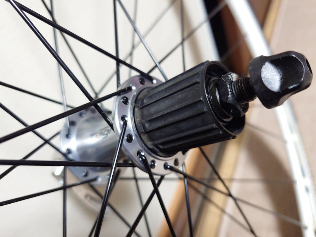 JALCO『Ｒ３０』TIAGRA ホワイトアルミホイール&BSタイヤセット