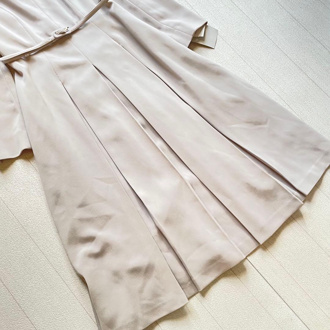 新品タグ付♡CELFORD 細ベルト付き長袖ワンピース ライトグレー　38