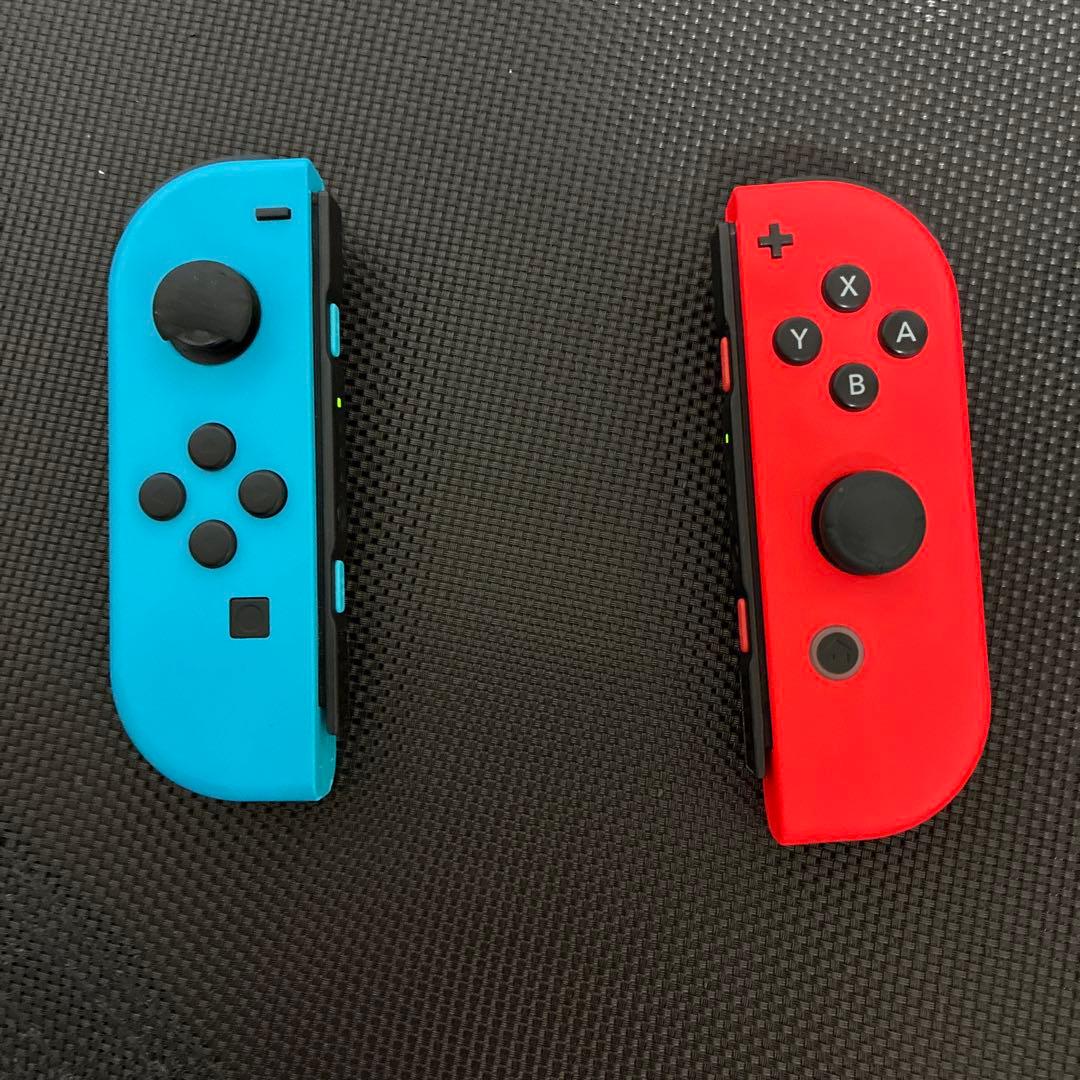 Nintendo Switch 本体とJoy-Conコントローラーセット