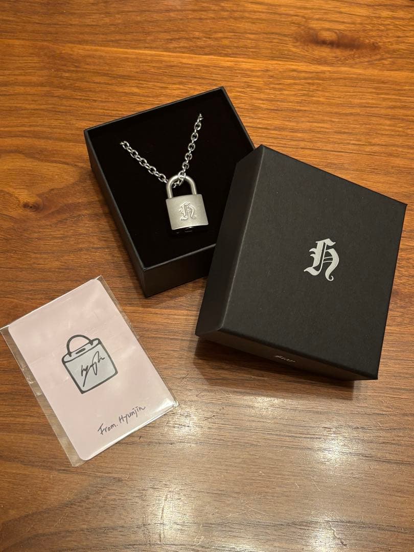 Straykids POPUP ヒョンジン メンプロ 南京錠ネックレス　トレカ入
