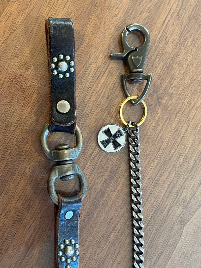 HTCレザー 二つ折り財布　セット