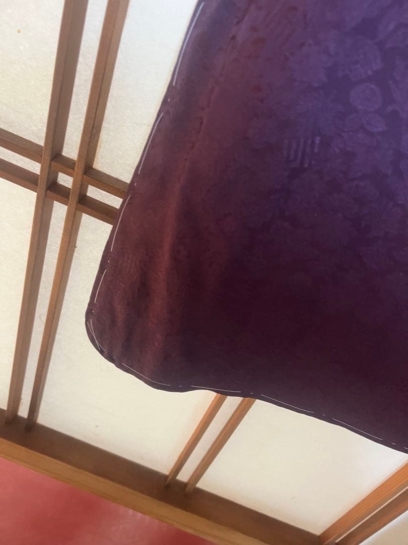 しつけ糸付き 新品 正絹 紋付き 色無地 着物 紫 地紋入り 八掛 裄70cm