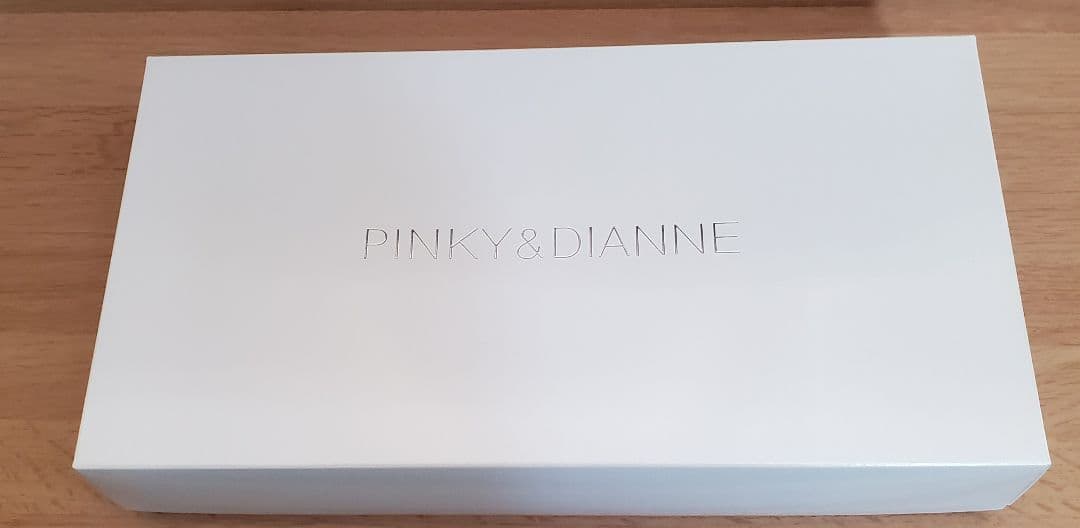 専用です。　Pinky&Dianne　長財布穴あきデザイン