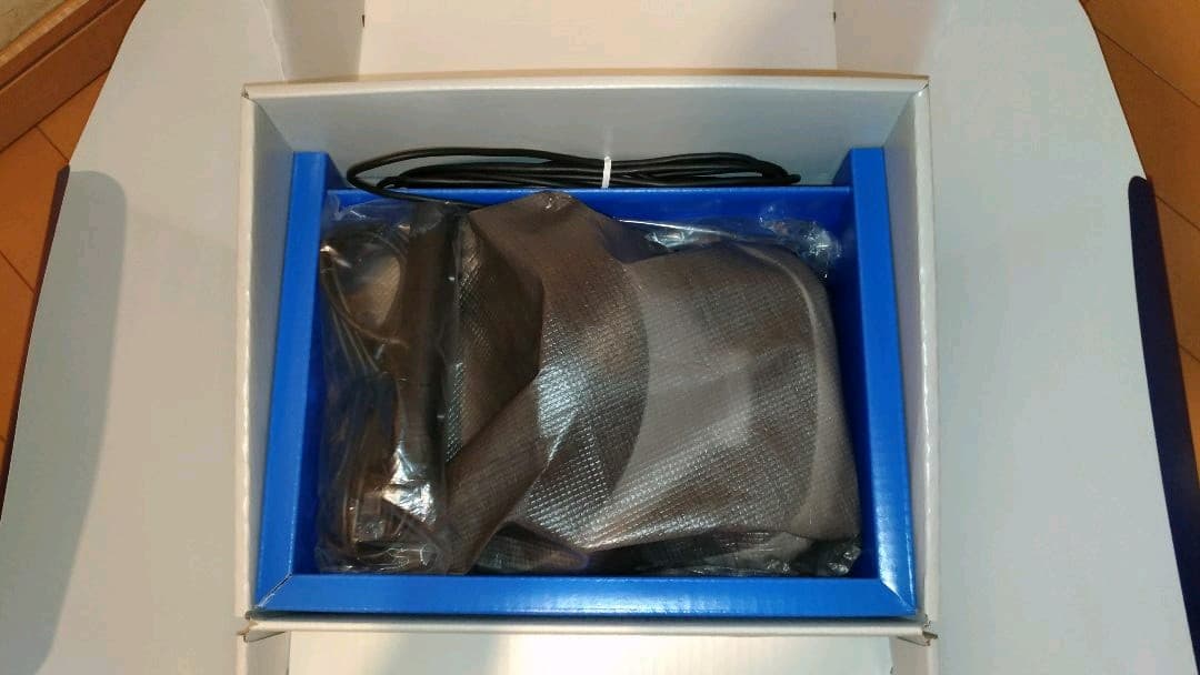 プレイステーションVR　新型　カメラ同梱版　CUHJ-16003