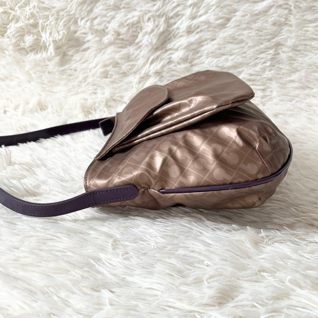 未使用✨ゲラルティーニ ソフティ　クロス　ショルダーバッグ