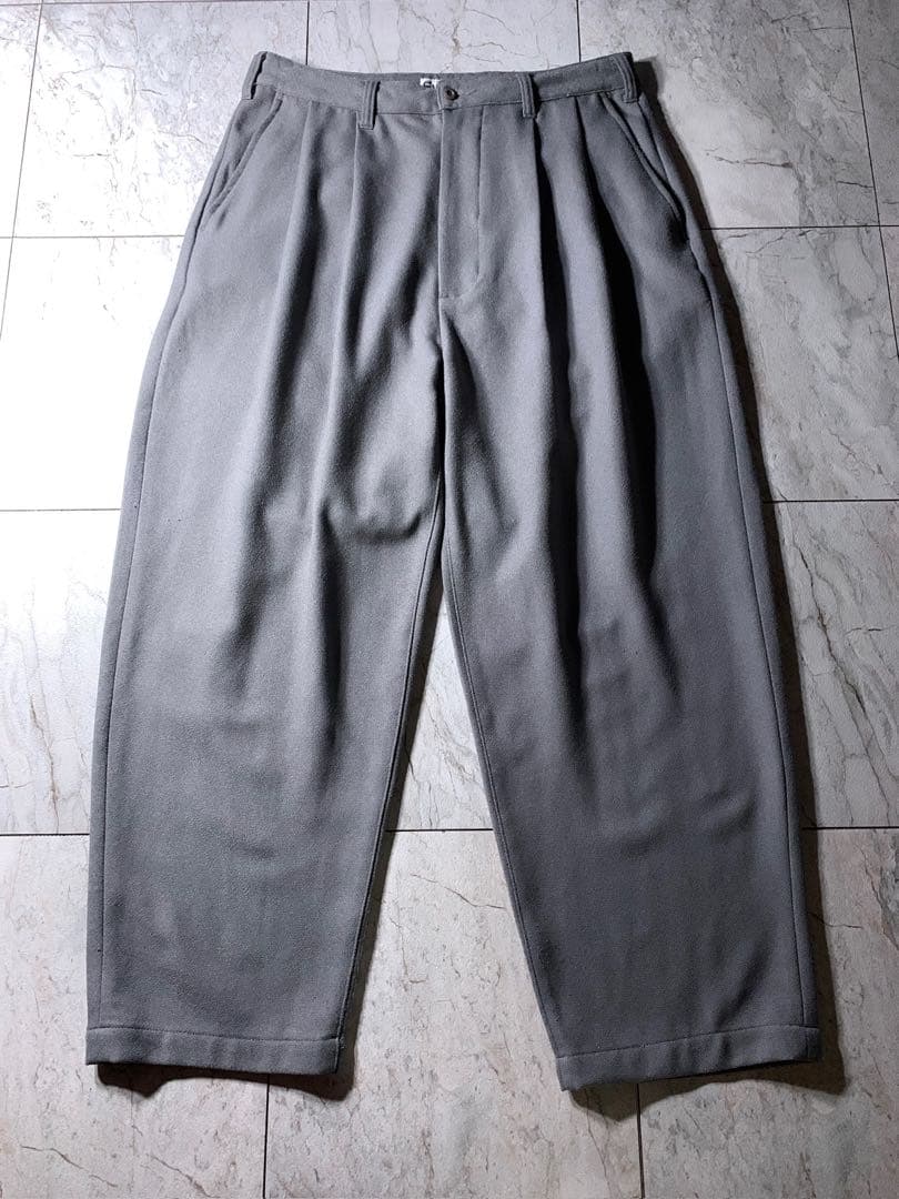 Evisen 2タック イージー ワイド スラックス グレー L