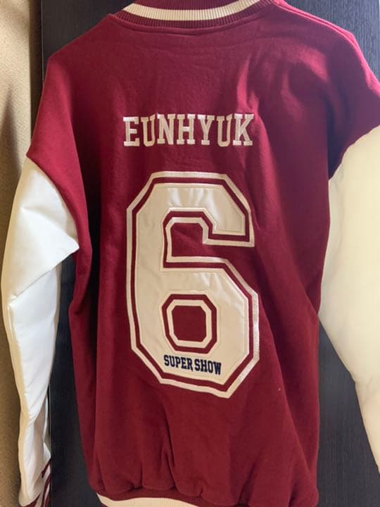 さくら　SUPERJUNIOR ウニョク　ブルゾン