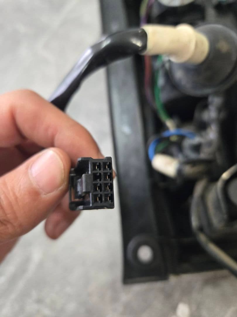 LA600S　ダイハツ　タント　カスタム後期　テールランプ