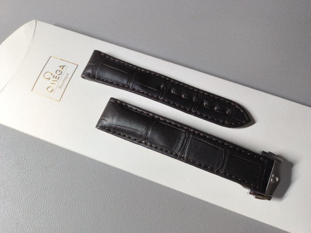 フ*ー様 オメガ アリゲーター ラグ幅20mm Dバックル付
