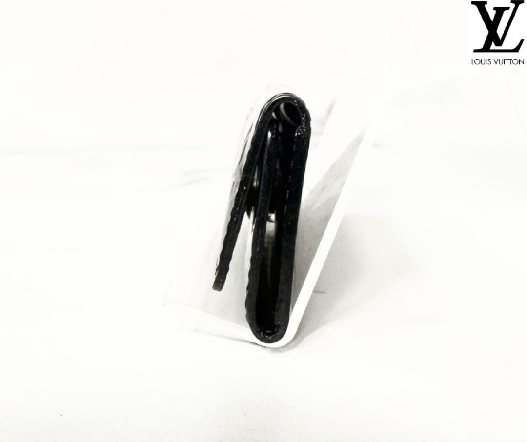 超美品　ルイヴィトン　LV　ヴェルニ　エナメル　４連　キーケース