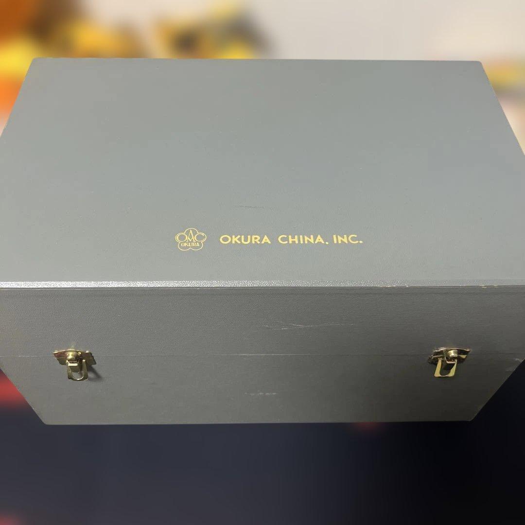 宮内庁御用達　大倉陶園　金蝕葡萄　花瓶36cm