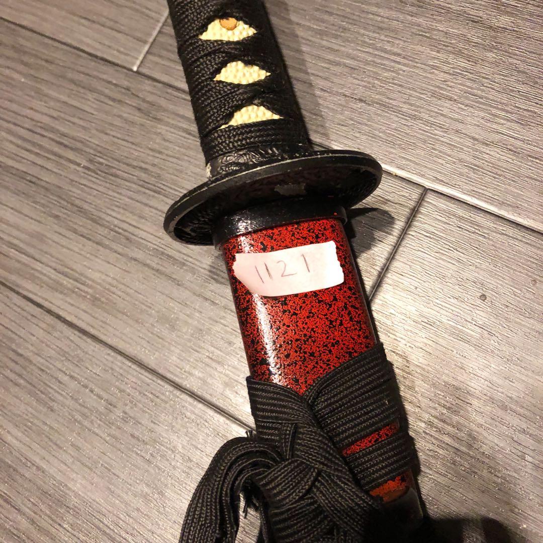 いづみ　模造刀　居合刀　優乱刃紋　朱拵え　合金刀身