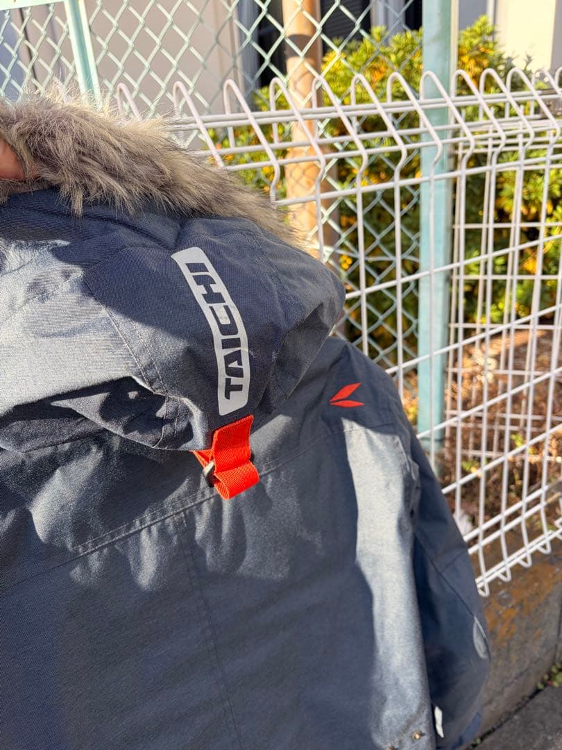 rsタイチ タンドラウィンターパーカー　防水　Lサイズ