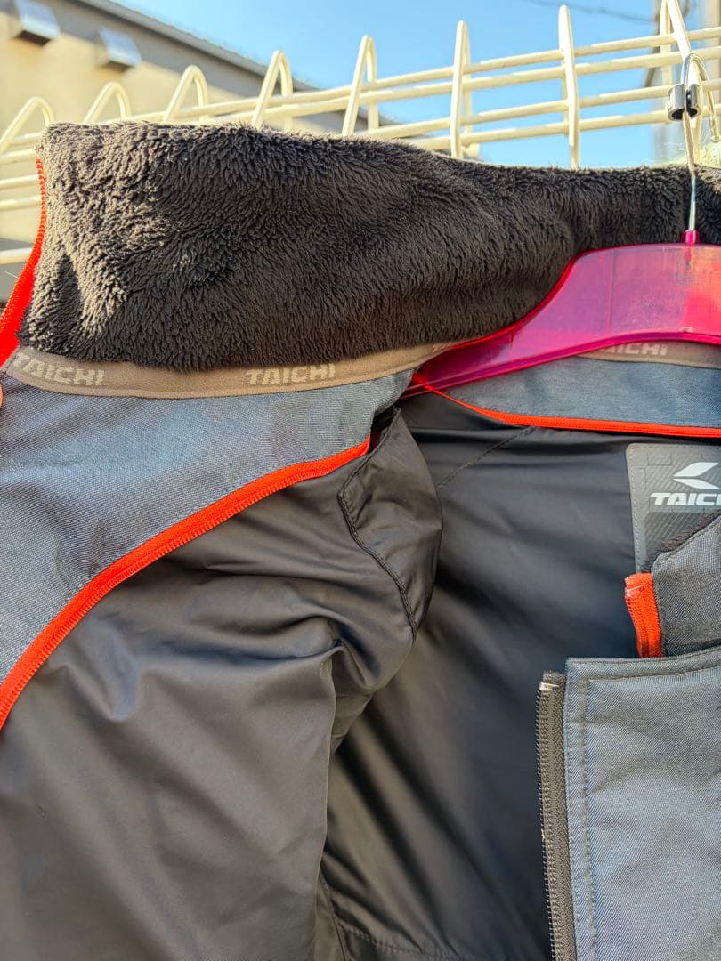 rsタイチ タンドラウィンターパーカー　防水　Lサイズ