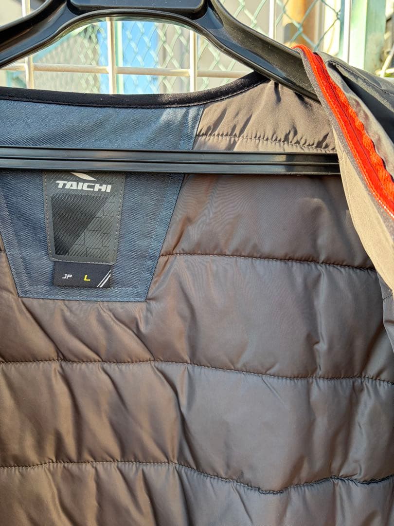 rsタイチ タンドラウィンターパーカー　防水　Lサイズ