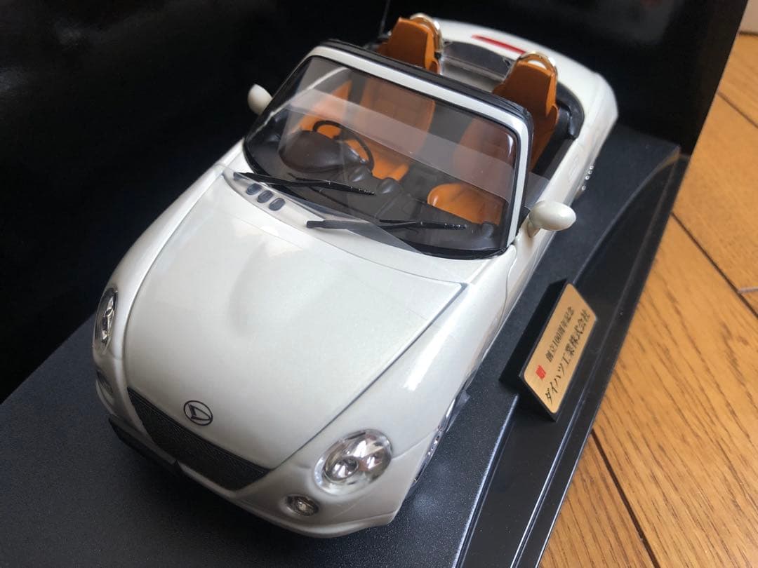 M*中様 【希少】ダイハツ創立100周年記念 コペン 1/18スケール ミニカー